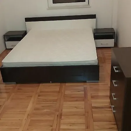 Marko Apartman דירה *