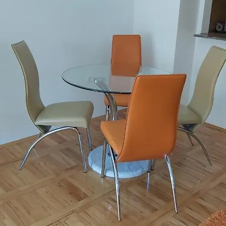 Marko Apartman דירה *